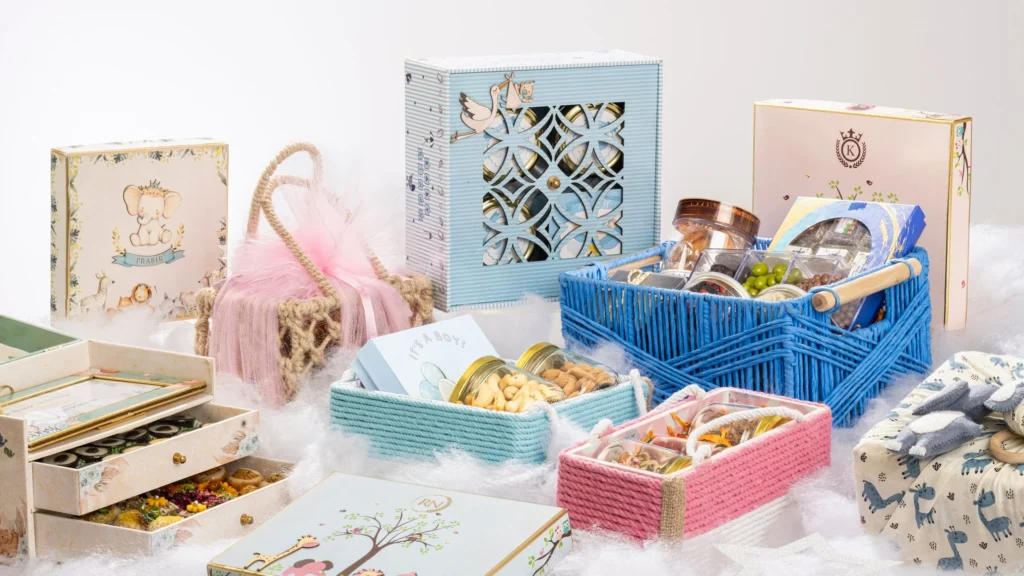 Personalized Sweet Hampers with Fusion Flavors